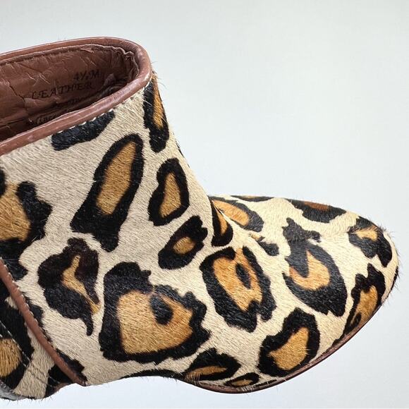 🆕 NWOT Sam Edelman Petty Leopard Bootie Cheetah Heel Zipper Brown Tan Black 4.5 - Picture 15 of 16
